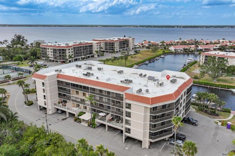 Condo in Punta Gorda, Florida, 3 bedrooms  № 1613728 - photo 3