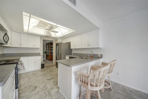 Condo in Punta Gorda, Florida, 3 bedrooms  № 1613728 - photo 9