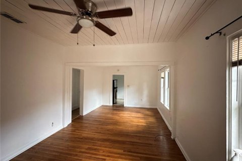 Immobilier commercial à vendre à Tampa, Floride: 164.44 m2 № 1902140 - photo 2