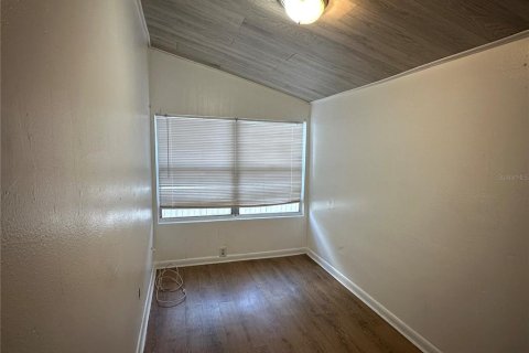 Immobilier commercial à vendre à Tampa, Floride: 164.44 m2 № 1902140 - photo 6