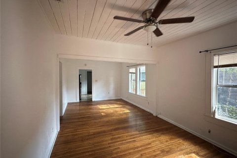 Immobilier commercial à vendre à Tampa, Floride: 164.44 m2 № 1902140 - photo 3