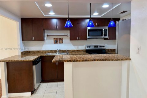 Apartamento en Miami, Florida 2 dormitorios, 93.65 m2 № 2043841