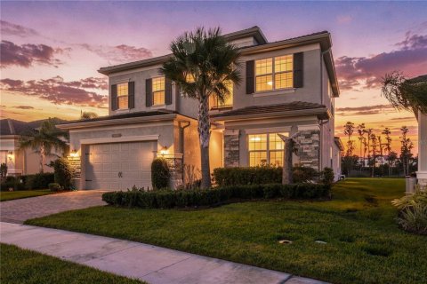 Villa ou maison à Wesley Chapel, Floride 5 chambres, 307.23 m2 № 2408173