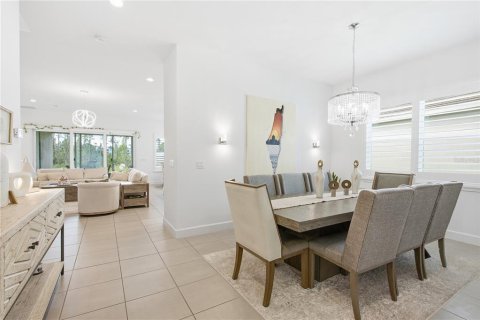 Villa ou maison à vendre à Wesley Chapel, Floride: 5 chambres, 307.23 m2 № 2408173 - photo 11