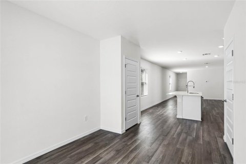 Casa en venta en Winter Haven, Florida, 3 dormitorios, 147.99 m2 № 2280094 - foto 10