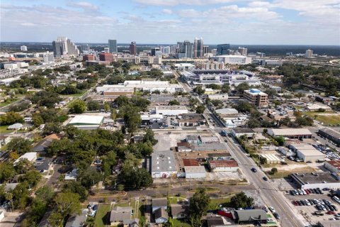 Immobilier commercial à vendre à Orlando, Floride: 2392.88 m2 № 1919916 - photo 3