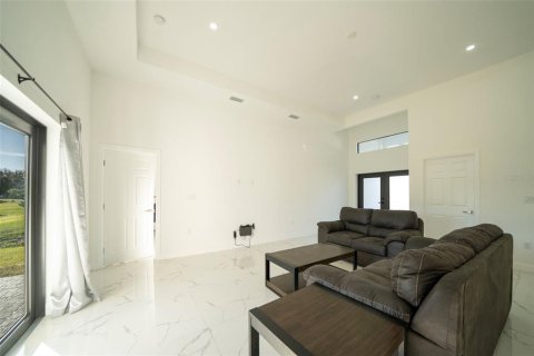 Casa en venta en Lehigh Acres, Florida, 3 dormitorios, 168.9 m2 № 1523446 - foto 8