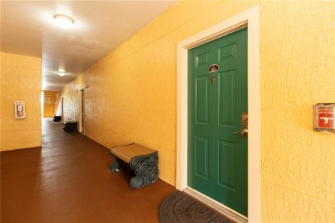 Copropriété à vendre à Clearwater, Floride: 2 chambres, 105.91 m2 № 1687551 - photo 4