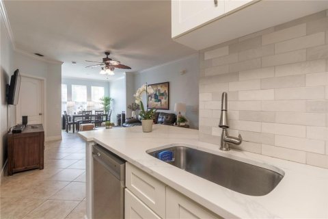 Copropriété à vendre à Clearwater, Floride: 2 chambres, 105.91 m2 № 1687551 - photo 13
