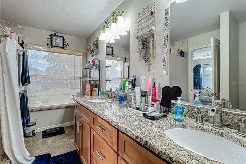 House in Orlando, Florida 3 bedrooms, 132.57 sq.m. № 1655038 - photo 22