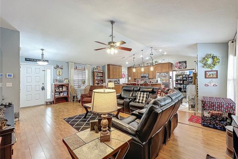 House in Orlando, Florida 3 bedrooms, 132.57 sq.m. № 1655038 - photo 4