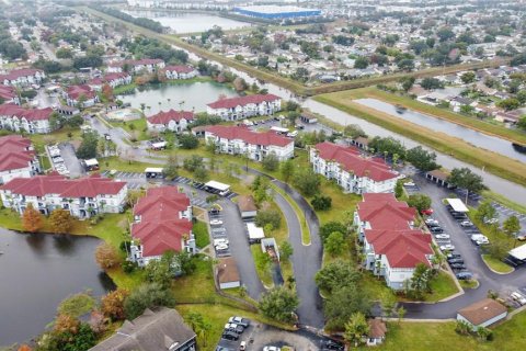 Condo in Orlando, Florida, 1 bedroom  № 2207292 - photo 9