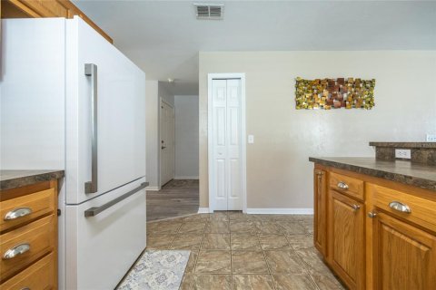 House in Alachua, Florida 3 bedrooms, 130.99 sq.m. № 1680623 - photo 8