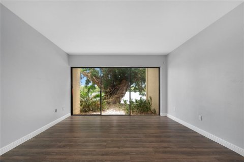 Copropriété à vendre à Saint Petersburg, Floride: 1 chambre, 62.71 m2 № 1651904 - photo 5