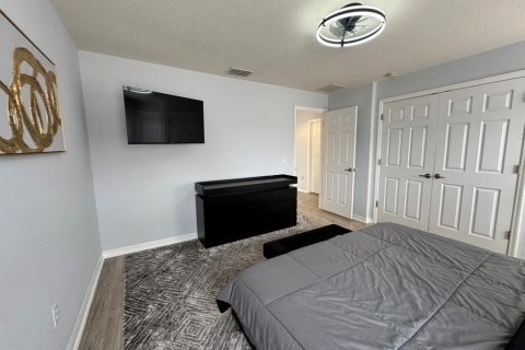 Townhouse in Kissimmee, Florida 4 bedrooms, 151.99 sq.m. № 2392648 - photo 30