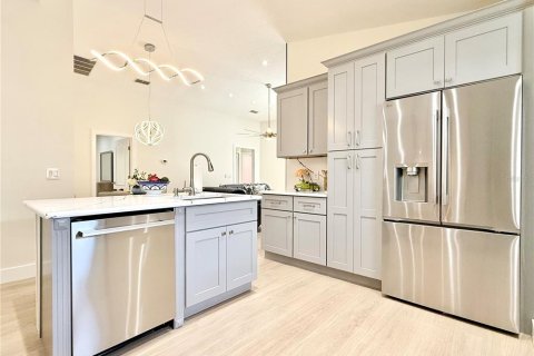 Villa ou maison à louer à Davenport, Floride: 4 chambres, 155.43 m2 № 2410233 - photo 3