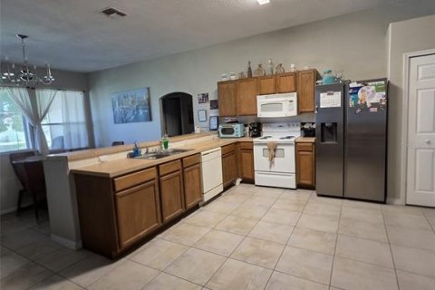 Casa en venta en Kissimmee, Florida, 4 dormitorios, 204.01 m2 № 2197024 - foto 2