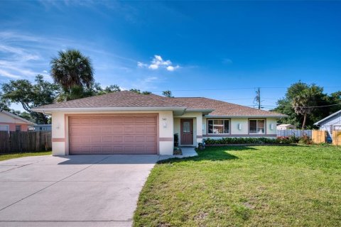 House in Venice, Florida 3 bedrooms, 159.51 sq.m. № 2102968 - photo 1