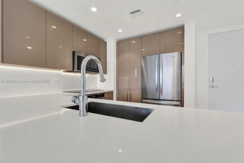 Copropriété à louer à Sunrise, Floride: 2 chambres, 85.47 m2 № 1957391 - photo 7