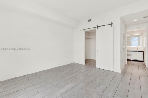 Copropriété à louer à Sunrise, Floride: 2 chambres, 85.47 m2 № 1957391 - photo 11