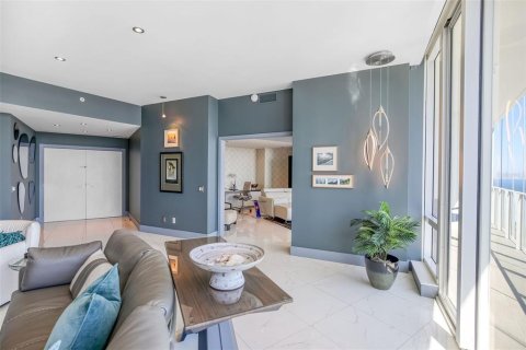 Condominio en venta en Saint Petersburg, Florida, 2 dormitorios, 218.69 m2 № 1911420 - foto 14