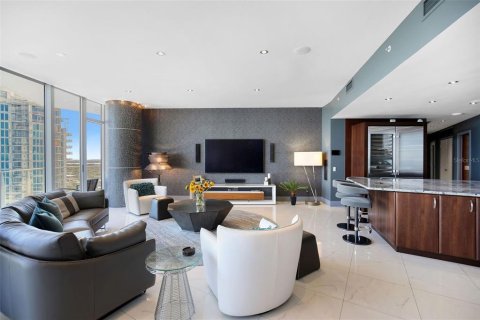 Condominio en venta en Saint Petersburg, Florida, 2 dormitorios, 218.69 m2 № 1911420 - foto 6