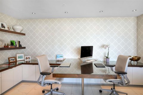 Condominio en venta en Saint Petersburg, Florida, 2 dormitorios, 218.69 m2 № 1911420 - foto 20