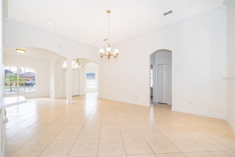 House in Orlando, Florida 3 bedrooms, 171.59 sq.m. № 1618115 - photo 16
