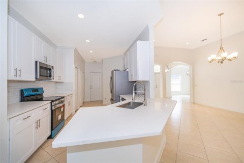 House in Orlando, Florida 3 bedrooms, 171.59 sq.m. № 1618115 - photo 18