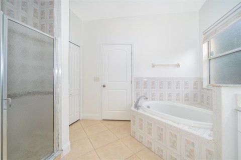 House in Orlando, Florida 3 bedrooms, 171.59 sq.m. № 1618115 - photo 27