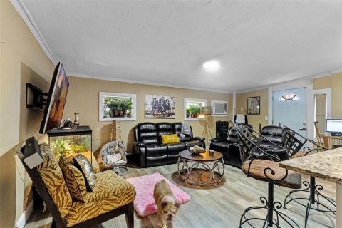 Commercial property in Daytona Beach, Florida 6 bedrooms, 298.59 sq.m. № 1849567 - photo 24