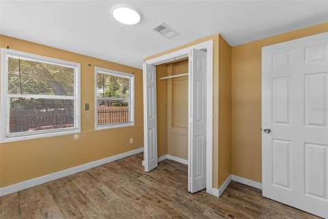 Commercial property in Daytona Beach, Florida 6 bedrooms, 298.59 sq.m. № 1849567 - photo 13