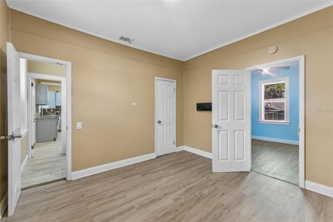 Commercial property in Daytona Beach, Florida 6 bedrooms, 298.59 sq.m. № 1849567 - photo 19