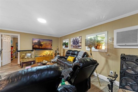 Commercial property in Daytona Beach, Florida 6 bedrooms, 298.59 sq.m. № 1849567 - photo 25