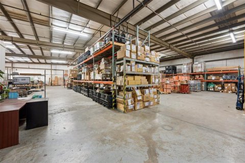 Commercial property in Orlando, Florida № 2121187 - photo 17