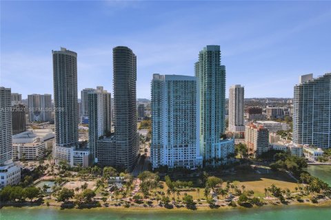 Купить кондоминиум в Майами, Флорида 1 спальня, 76.27м2, № 2041330 - фото 8