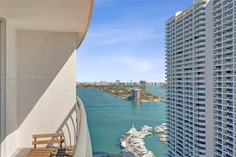 Купить кондоминиум в Майами, Флорида 1 спальня, 76.27м2, № 2041330 - фото 28