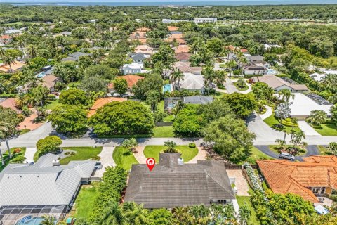 Casa en venta en Palmetto Bay, Florida, 5 dormitorios, 329.34 m2 № 1825821 - foto 5