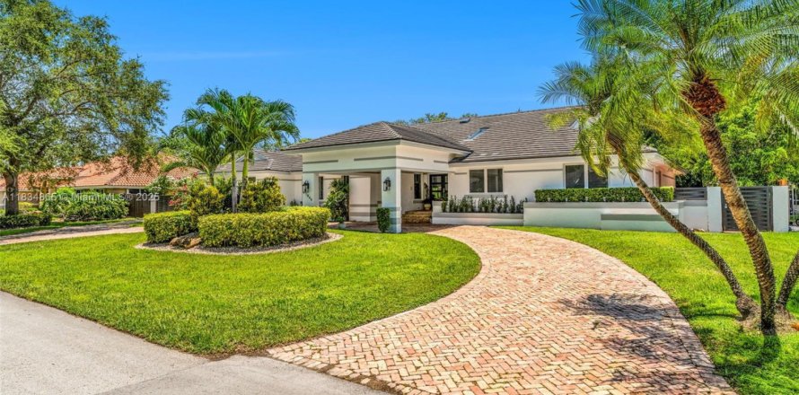 Casa en Palmetto Bay, Florida 5 dormitorios, 329.34 m2 № 1825821