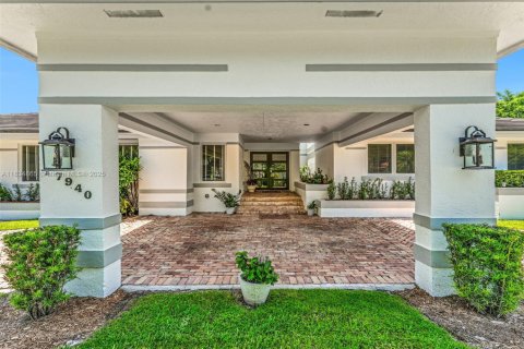 Casa en venta en Palmetto Bay, Florida, 5 dormitorios, 329.34 m2 № 1825821 - foto 7
