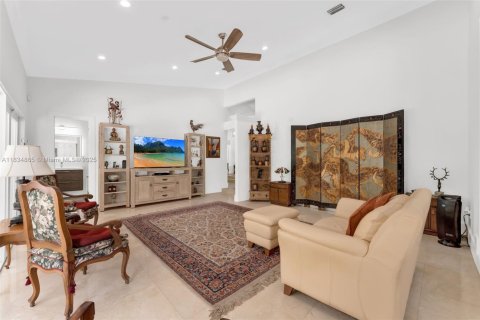Casa en venta en Palmetto Bay, Florida, 5 dormitorios, 329.34 m2 № 1825821 - foto 13