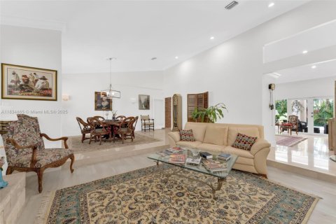 Casa en venta en Palmetto Bay, Florida, 5 dormitorios, 329.34 m2 № 1825821 - foto 10
