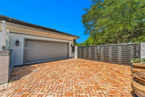 Casa en venta en Palmetto Bay, Florida, 5 dormitorios, 329.34 m2 № 1825821 - foto 4