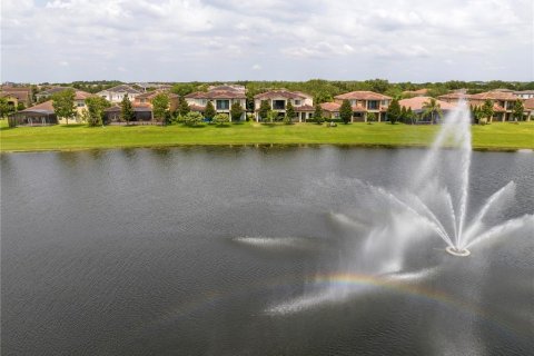 House in Orlando, Florida 4 bedrooms, 414.34 sq.m. № 1837366 - photo 22