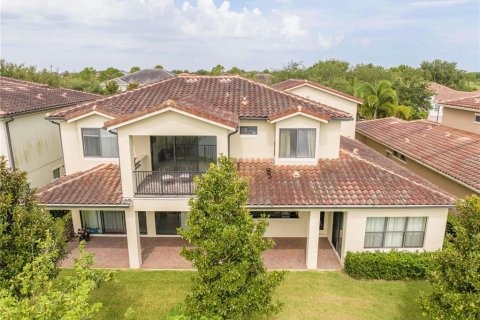 House in Orlando, Florida 4 bedrooms, 414.34 sq.m. № 1837366 - photo 12