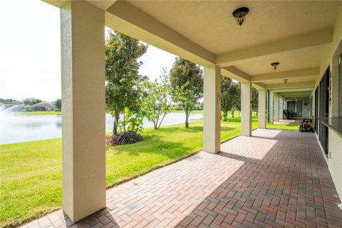 House in Orlando, Florida 4 bedrooms, 414.34 sq.m. № 1837366 - photo 28