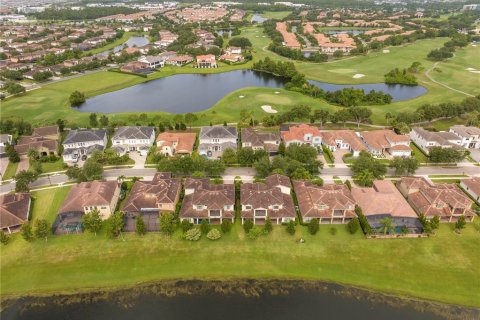 House in Orlando, Florida 4 bedrooms, 414.34 sq.m. № 1837366 - photo 9