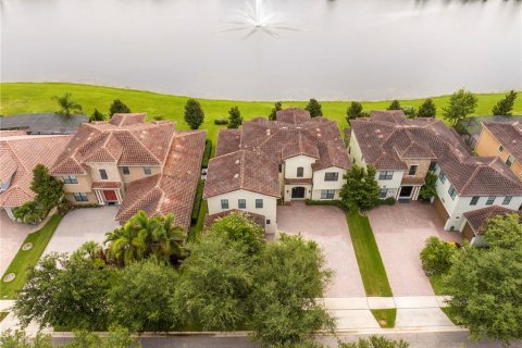 House in Orlando, Florida 4 bedrooms, 414.34 sq.m. № 1837366 - photo 5