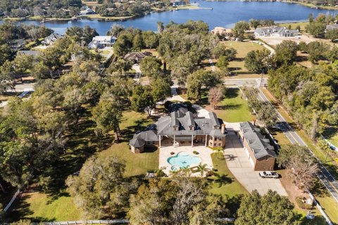 Villa ou maison à vendre à Sanford, Floride: 8 chambres, 1114.83 m2 № 2142770 - photo 3