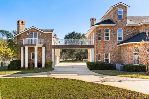 Villa ou maison à vendre à Sanford, Floride: 8 chambres, 1114.83 m2 № 2142770 - photo 10